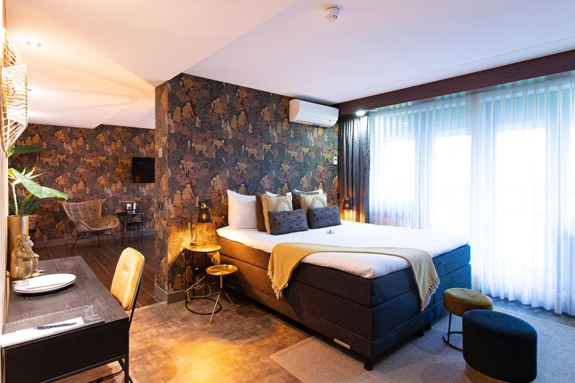 Hotel Der Valk 4*