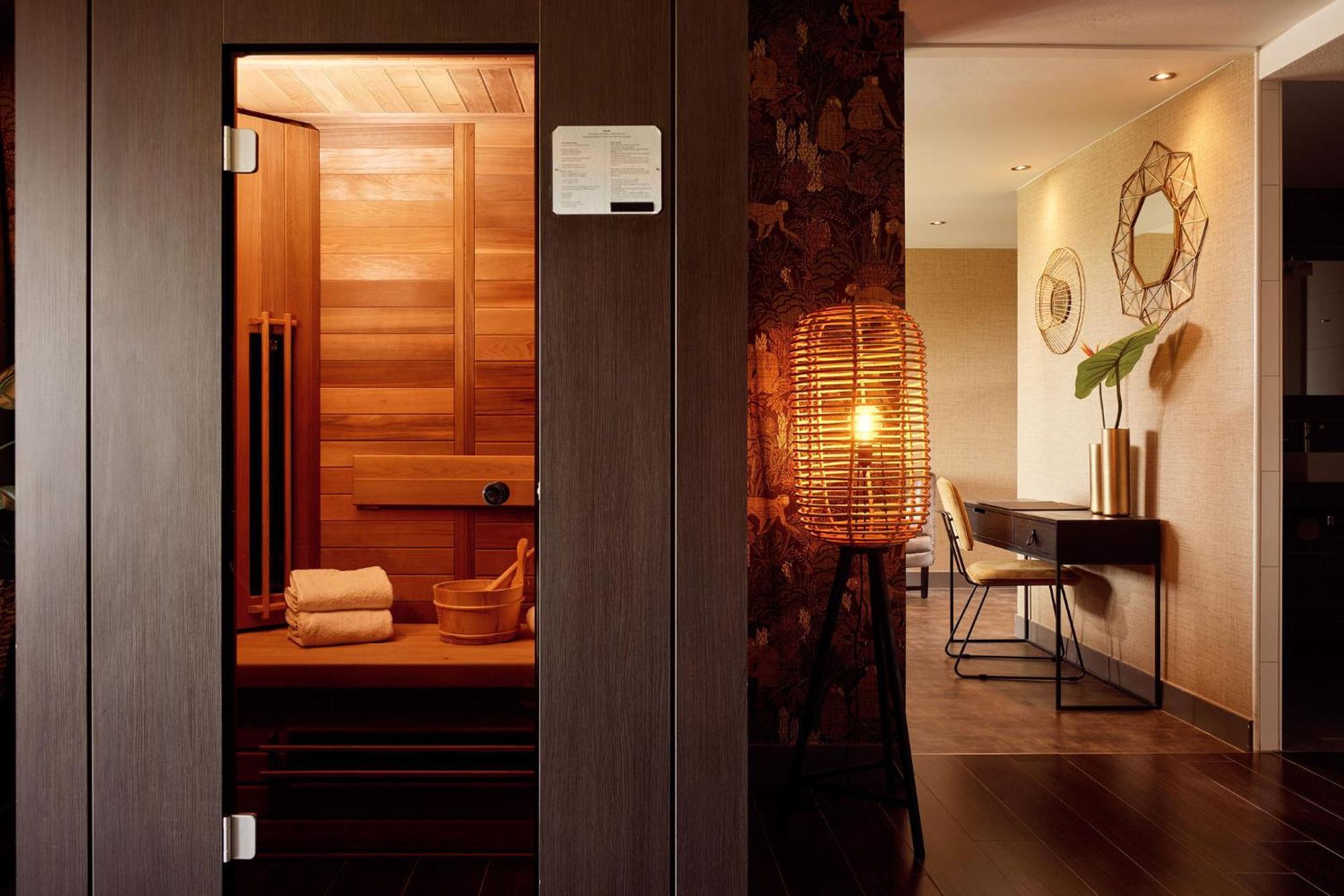 Der Valk Hotel 4*